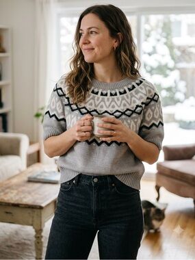 Design History Gray Fair Isle Short-Sleeve Sweater